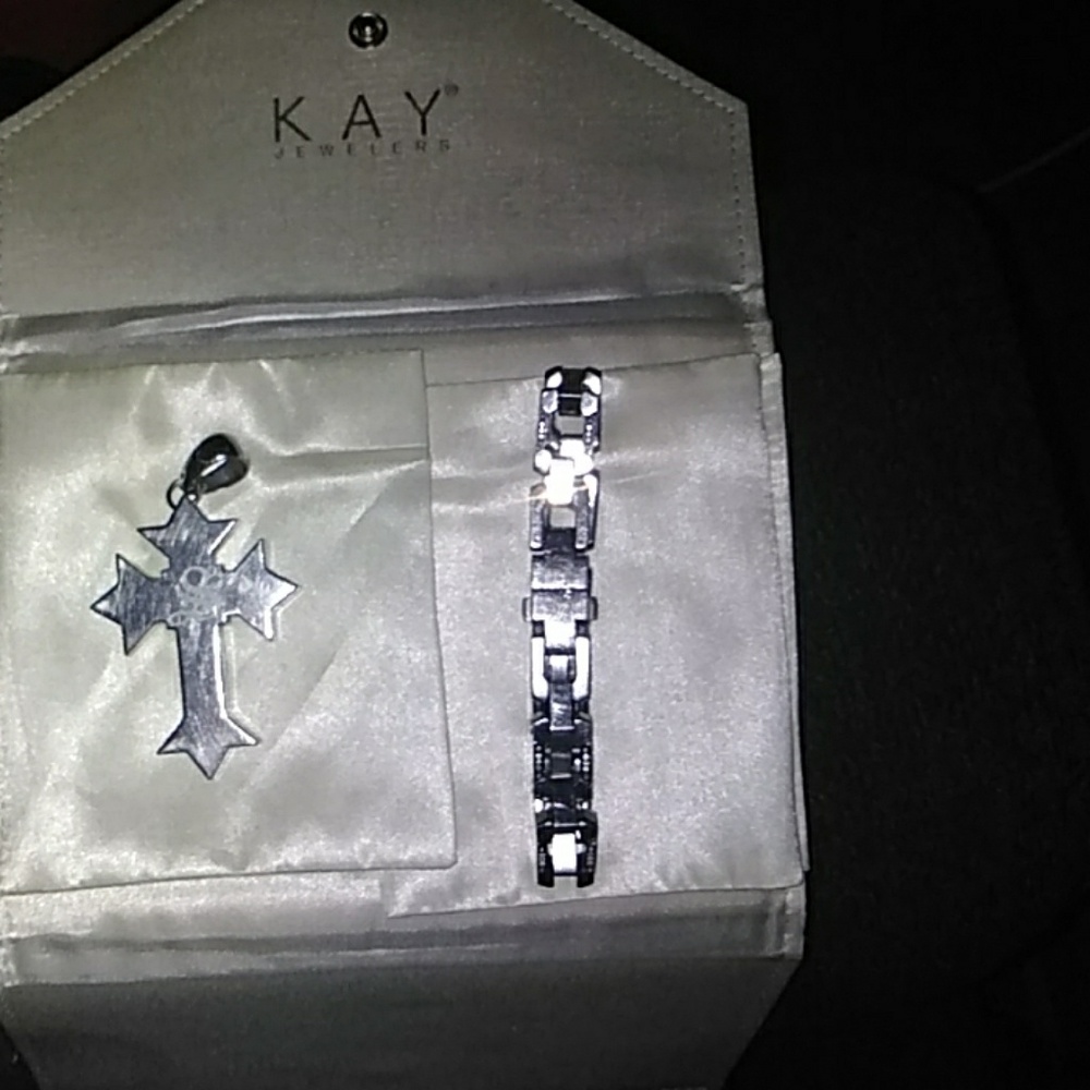 Russel Simmons Collection Kay Pendant and Bracelet - Picture 5 of 5
